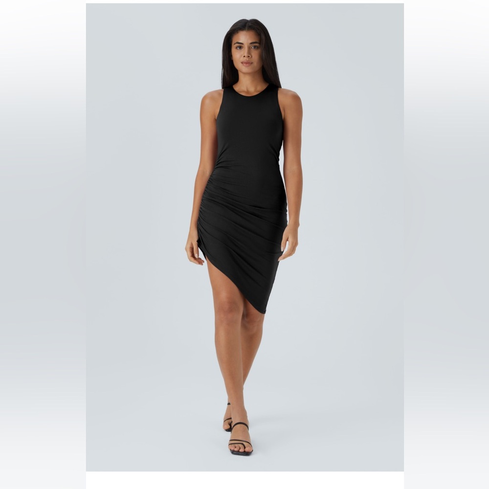 Woman’s HALARA Black Sleeveless Dress